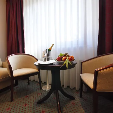 Imperial Hotel Cologne