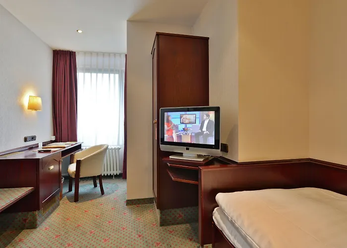 Отель Imperial 4*