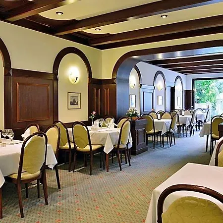 Imperial Hotel 4*
